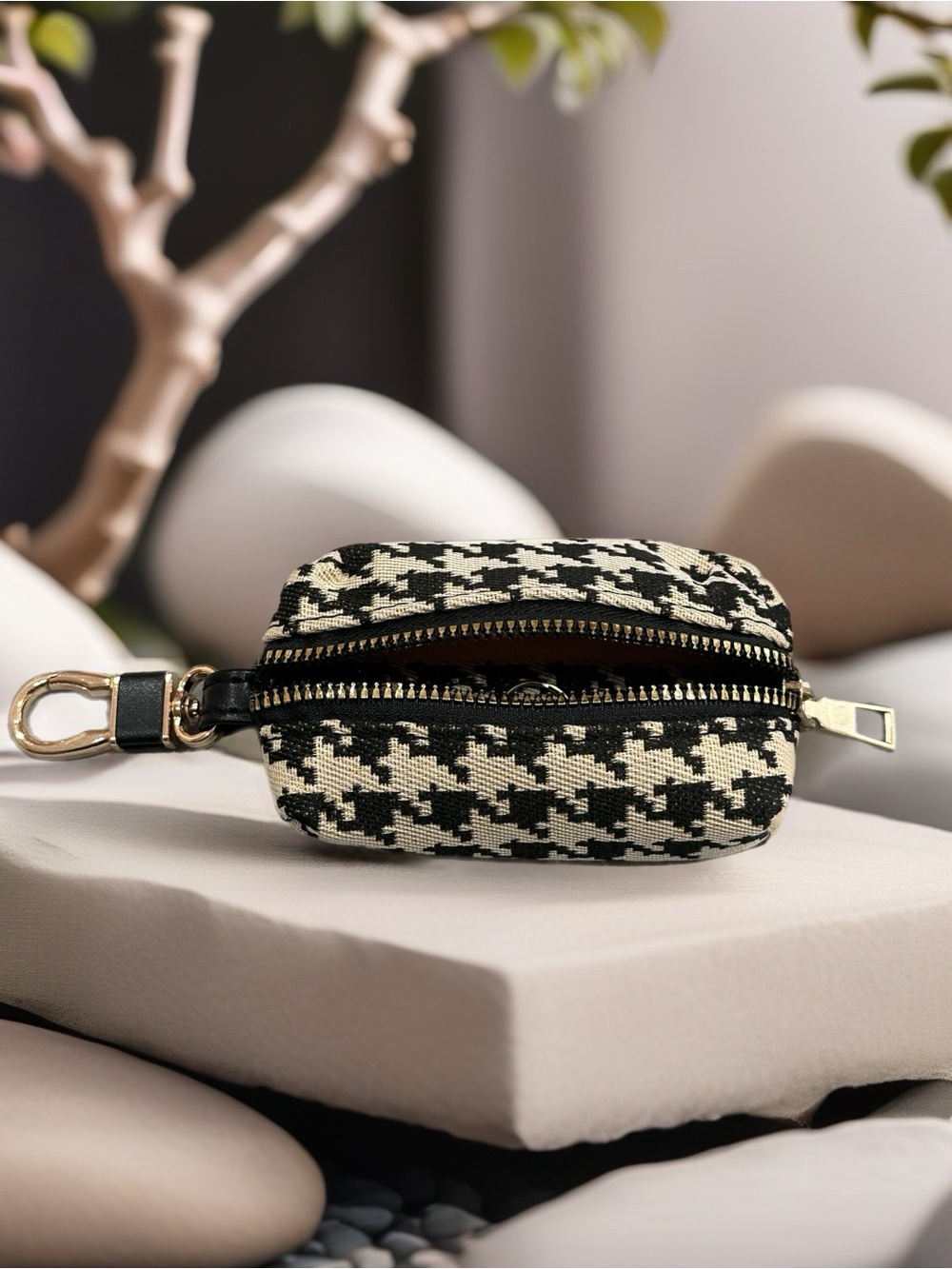 Black and Cream Houndstooth Key Pouch